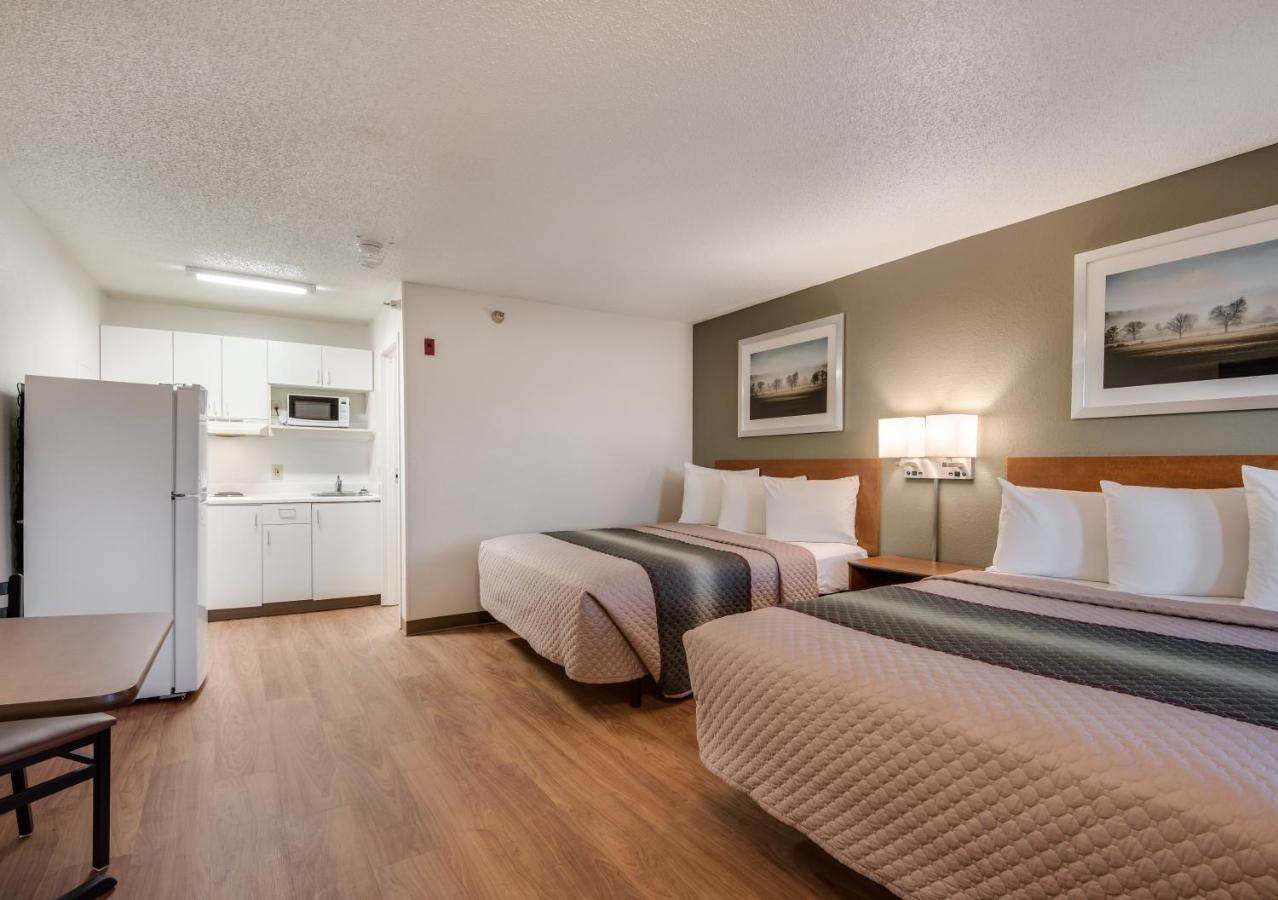 Hometowne Studios By Red Roof Fresno - West Exteriér fotografie