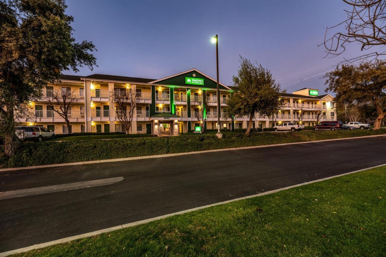 Hometowne Studios By Red Roof Fresno - West Exteriér fotografie